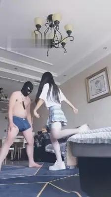 【猫神大人】学生S重度踢裆专场 G-210730-26