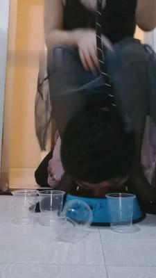 【傲雪】圈养奴卑微吃狗粮 G-210803-20