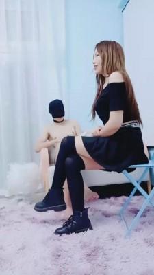 【余香】叛逆学生给老师下药调教 G-210803-16