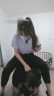 【言言主人】如何让贱货臣服 G-210805-26