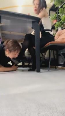 【歌迪丝】唯美视角-黑丝诱惑羞辱母狗 G-210808-32