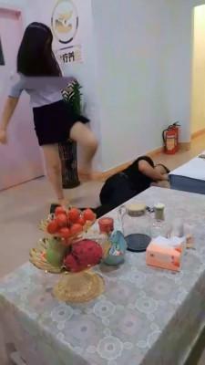 【 滔滔】喝醉了飙车去找按摩店素人犯贱 G-210808-19