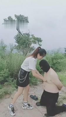 【依然】爬山偶遇劫匪虐成狗【下】 G-210814-9