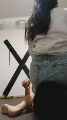 【艾拉】少女捆绑固定虐家狗 G-210816-5