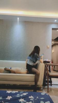 【丫丫啊】黑丝坐脸窒息调教 G-210817-4