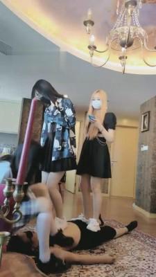 【丫丫啊】精彩-3S群殴小贱货 bf479