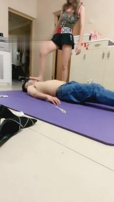 【沐清忧】吃白袜/高跟裸足踩踏鞭打 bf452