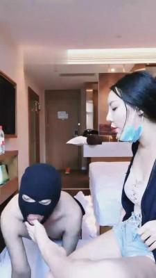 【国民大大】情侣系-暴力踩踏前男友 bf677