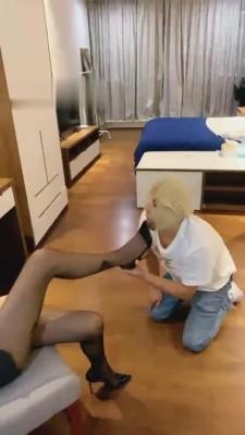 【诺曦】剧情-猥琐上司与女秘书+赠送3素人小姐姐群玩狗 bf462