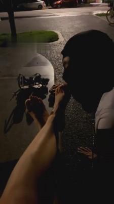 【乔安】户外路人经过也不能停下来舔脚 G-210825-5