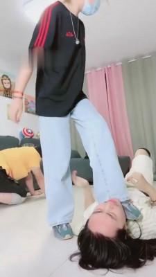 【美离子】超劲爆素人双S双M调教场 G-210831-14