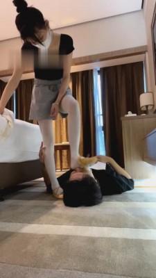 【阿月】舞蹈服首次坐脸/转胯/磕头 bf635