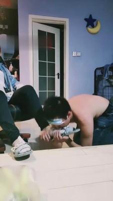 【雪儿】下班回家发泄狗奴才 G-210826-7