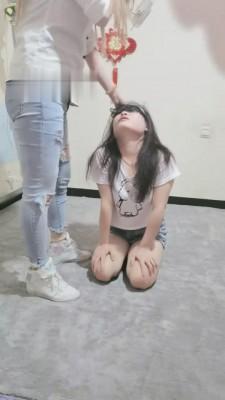 【梦幻大大】胯下短肉丝玩母狗 G-210823-11