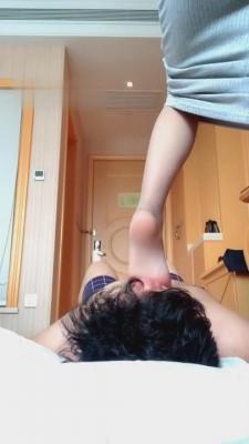 【绘子sama】御姐坐脸窒息专场 G-210825-19