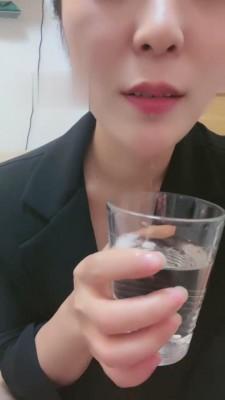 【鹿梦兮】暴力踩踏/强迫口水/耳光/保鲜膜窒息【完整版】 bf15437