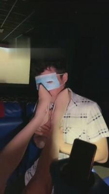 【樱木花椒】伺候主人看电影 bf15441