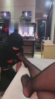 【禾末】cos女神玩弄猥琐宅男 bf15427