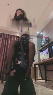 【禾末】cos女神玩弄猥琐宅男 bf15427