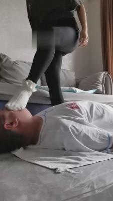 【s奶欲】阳台-室内蹂躏踩家奴 bf15784