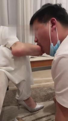 【牙乖乖】深夜被陪酒小妹调教 bf15778