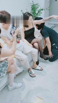 【萝莉糖糖】双情侣强迫羞辱绿帽狗【双视角版】 bf15878