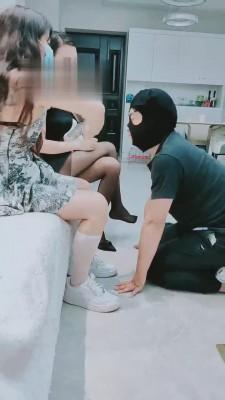 【萝莉糖糖】双情侣强迫羞辱绿帽狗【双视角版】 bf15878