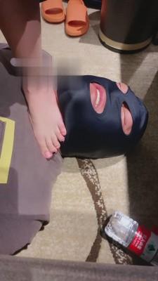 【骨精精】全体重踩踏深喉 bf15835