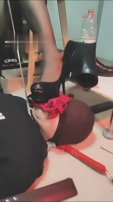 【乐爷】和狗奴玩另类游戏 bf15860