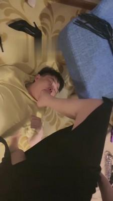 【妍主大大】开发抖M弟弟做狗 bf15926