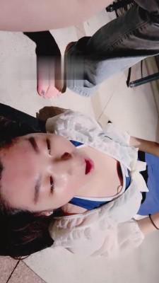 【领主老大】户外小区当众羞辱母畜驯化 bf16049