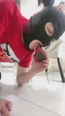 【Linda】肉丝热裤脚汗气味羞辱 bf16044