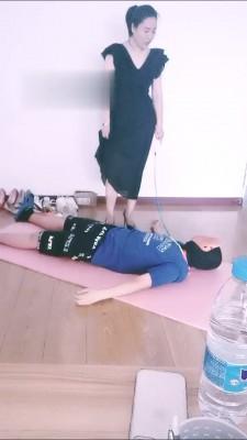 【紫晗】骑马转胯羞辱圈养狗  JS20220702