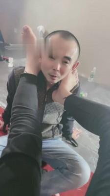 【妮可】吊绑堵嘴重度刑虐 bf16177