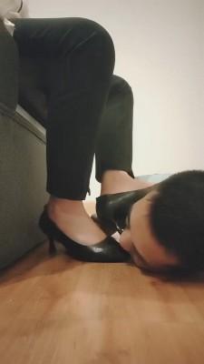 【雷大哥】全体重踩踏+喂食 bf16123