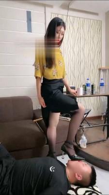 【麋鹿银儿】吓坏第一次做S的素人 bf16303