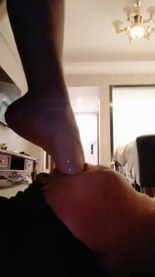 【高冷群女王】升水脚喂食 bf16376