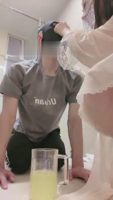 【风吟殿下】厕所喂圣水羞辱厕奴 bf16337