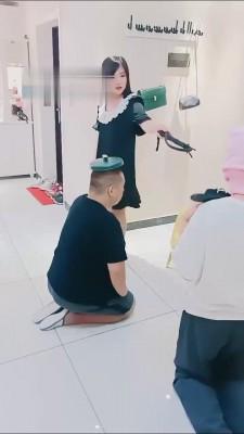 【羽诺】多奴跪下磕头/舔脏鞋 bf16429