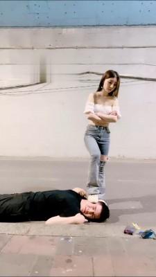 【领主老大】户外路人围观我调狗 bf16414