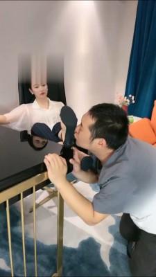 【鑫儿教头】女老板办公桌下的狗奴才 bf16365