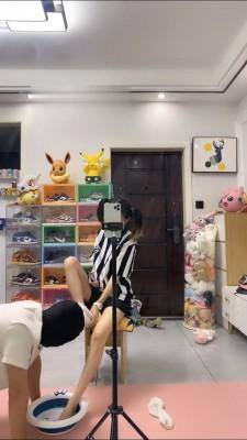 【小月神】当脚垫的幸福生活 bf16407