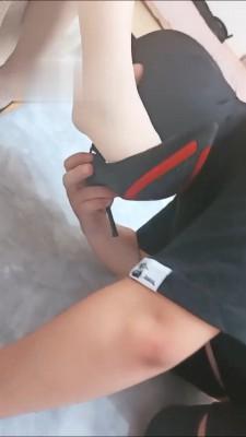 【雪儿】学生S脚下恋足狗【完整版】 bf16393