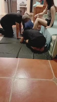 【绯闻王妃】3只贱奴的早餐 bf16502