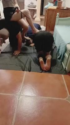 【绯闻王妃】3只贱奴的早餐 bf16502