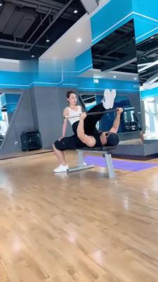 【二宝】健身房的体能训练 bf16388