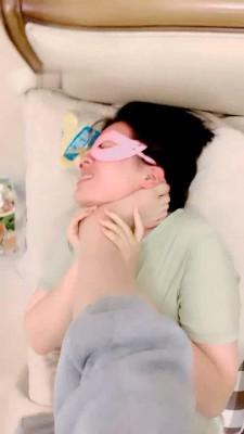 【妆主】调教女奴舔脚 bf16419