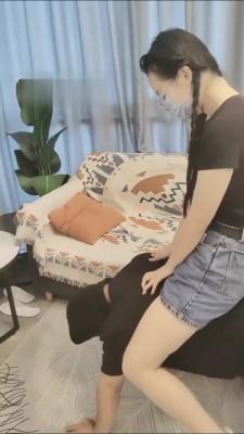 【圆圆S】素人学生主全体重踩踏 bf16424