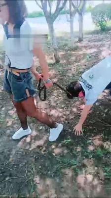 【南城天姬】户外逮住偷窥奴遛狗 bf16648