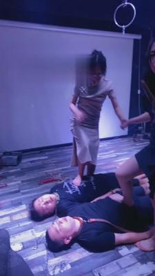 【稚S】SM酒吧调教现场【上】（双视角） bf16742